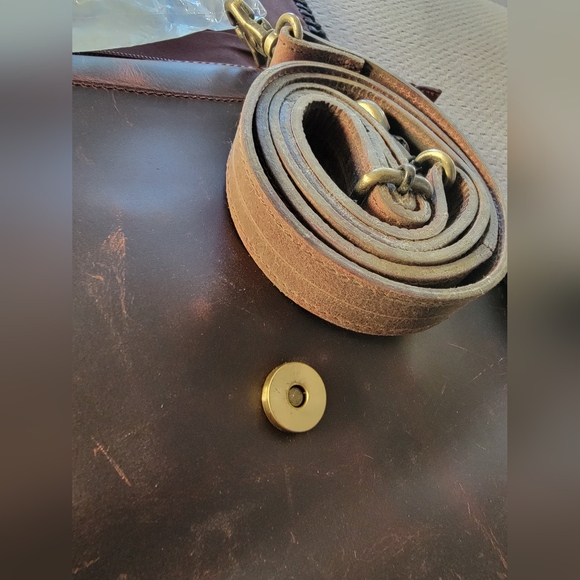 Countryside Co. Fringe Boot Stitch Crossbody Bag - Picture 9 of 13